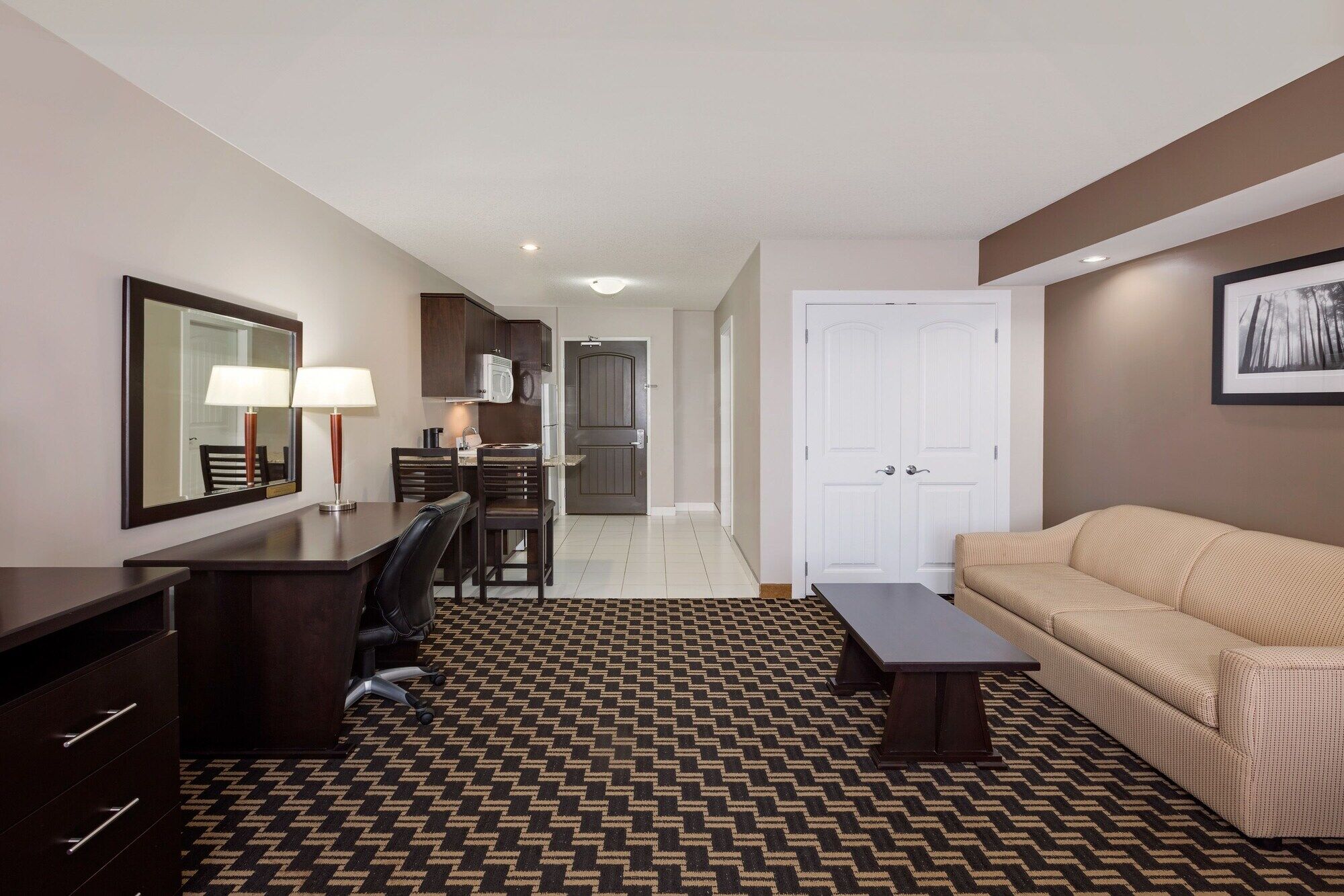 Ramada By Wyndham Cold Lake מראה חיצוני תמונה